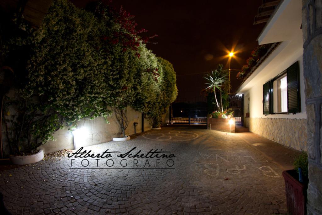 Elena Bed & Breakfast 2*